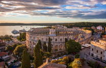 Amphitheater, Pula