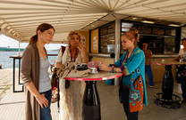 Unterwegs mit Elsa - Stehcafe in Pula