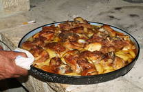 Baculov Dvor - Gerichte unter Backglocke