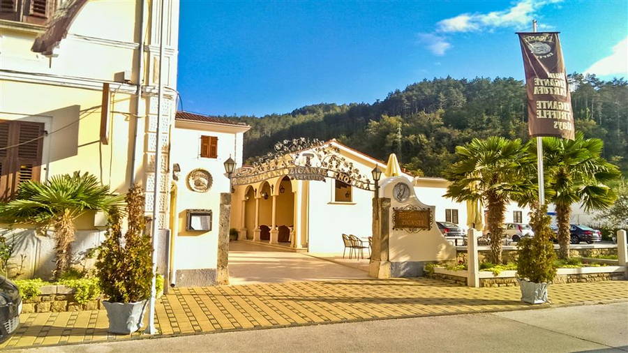 Restaurant Zigante in Livade