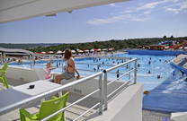 Blick auf den Wellenpool