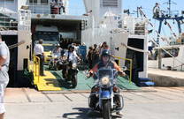Motorradfahrer, Fähre Kroatien