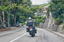 Motorradfahrer Omis Riviera, Dalmatien