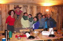 Linden Tree Retreat & Ranch - Saloon Essen