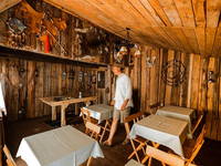 Linden Tree Retreat & Ranch - Saloon