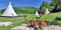 Linden Tree Retreat & Ranch - Tipis