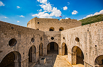 Innenhof, Festung Lovrijenac