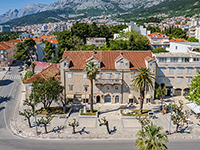 Palast Tonoli - Palača Tonoli