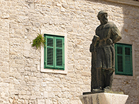 Statue Juraj Dalmatinac