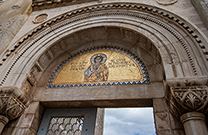 Eingangsportal Euphrasius Basilika