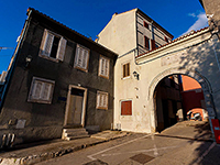 Gradska vrata, Vrsar