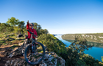 Limski Kanal, Radfahren