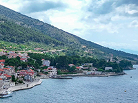 Strand Račić in Bol
