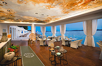 Beach Club Hvar, Abend