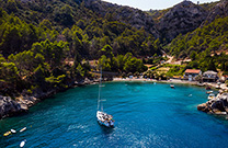 Mala Stiniva, Meer & Yacht