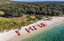 Strandbesuch, Girenica