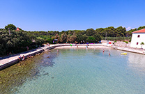Strand Mostir, Meeresboden