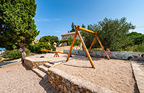 Kinderspielplatz, Strand Ceprljanda