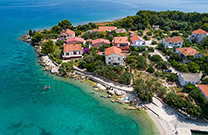 Strand Ceprljanda, Ugljan