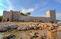 Strand, Ruine Kaštelina
