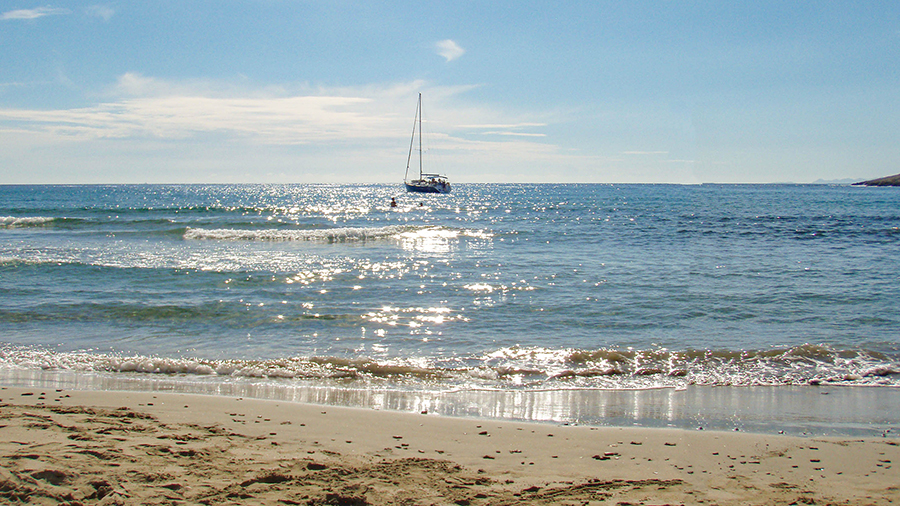 Strand Vela Pzina Lumbarda