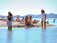 Strand Pilatusa in Pakostane