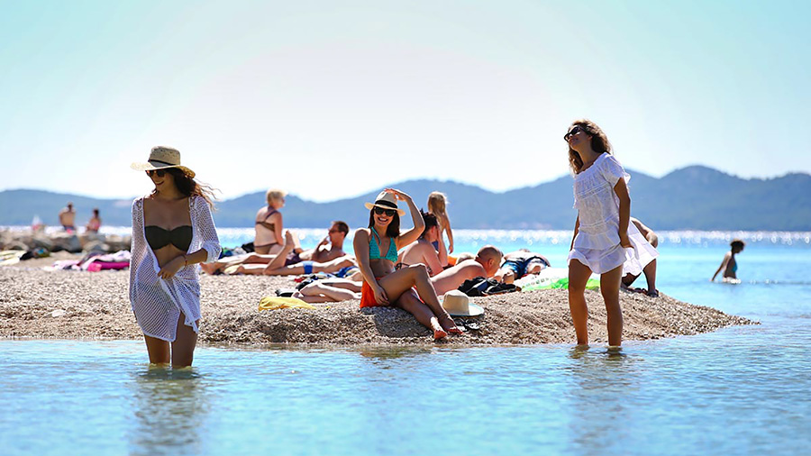 Strand Pilatusa in Pakostane