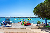 Tretbootverleih und Wasserhüpfburg