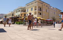 Promenade Vela Plaza Baska