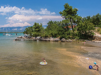 Sandstrand Komoriska, Klimno