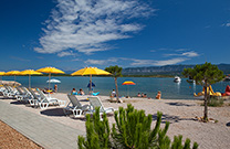 Sonnenschirme & Liegen, Punta Strand