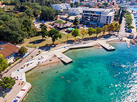 Strand Maestral, Barrierefrei