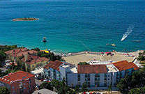 Luftaufnahme Stadtstrand & Hotel Lisanj