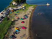 Sandstrand Usce Neretve, Ploce