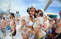 After Beach Party, Schaumparty