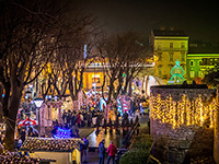 Weihnachtsmarkt in Pula