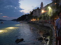 Rabska Fjera - Bucht Stadtmauern