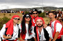 Verkleidete Gruppen beim Sommerkarneval