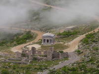 Historische Straßen im Naturpark Velebit