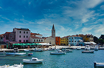 Häuserfassaden, Fazana