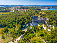 Steinbruch Cave Romane