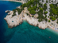 Strand Jablanova, Baska