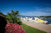 Cizici - Uferpromenade am kleinen Hafen