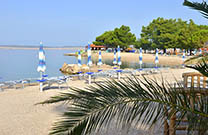 Strand Omorika, Dramalj