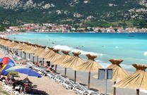 Strand Vela Plaza - Baska