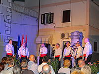 Klapa Auftritt, Senj