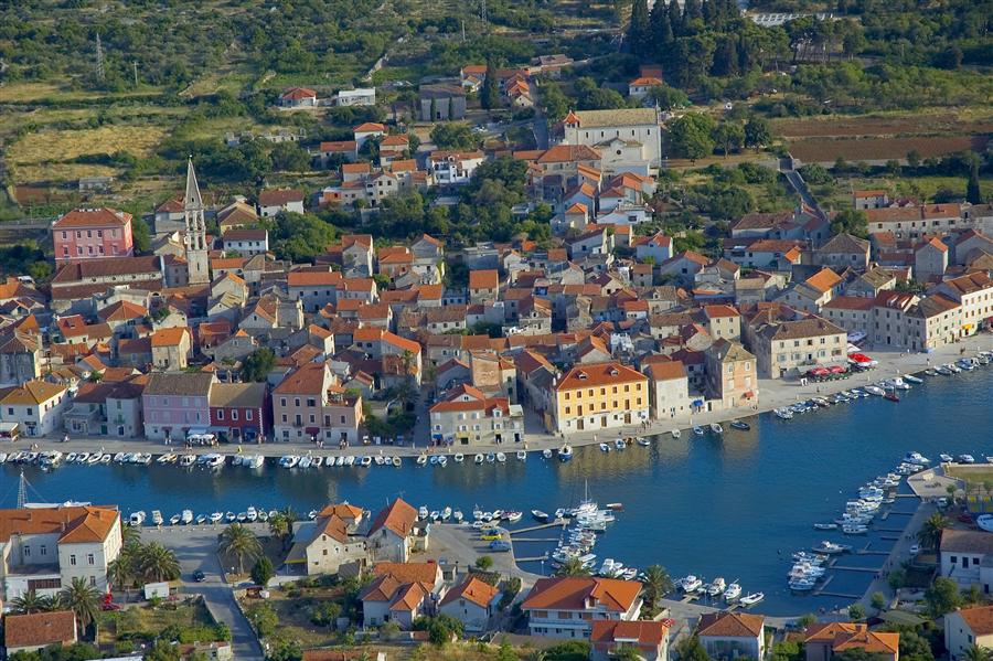 Port of Jelsa, Hvar Island, Croatia без смс