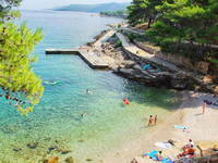 Strand Vitarnja in Jelsa