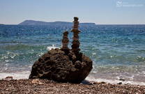 Steintürme am Strand
