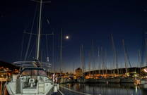 Marina - Segeljachten & Sternenhimmel